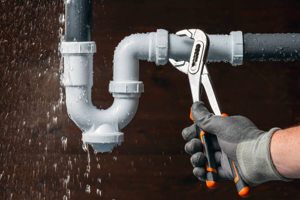 Professional Leak Detection technician working in Shrewsbury, NJ